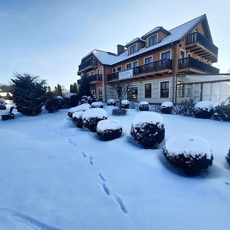 Hotel Sloneczny Brzeg Бискупиец Екстериор снимка