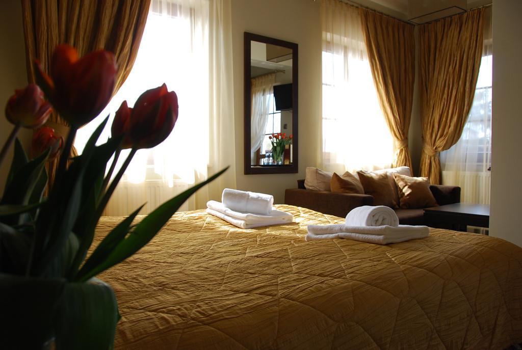 Hotel Sloneczny Brzeg Бискупиец Екстериор снимка